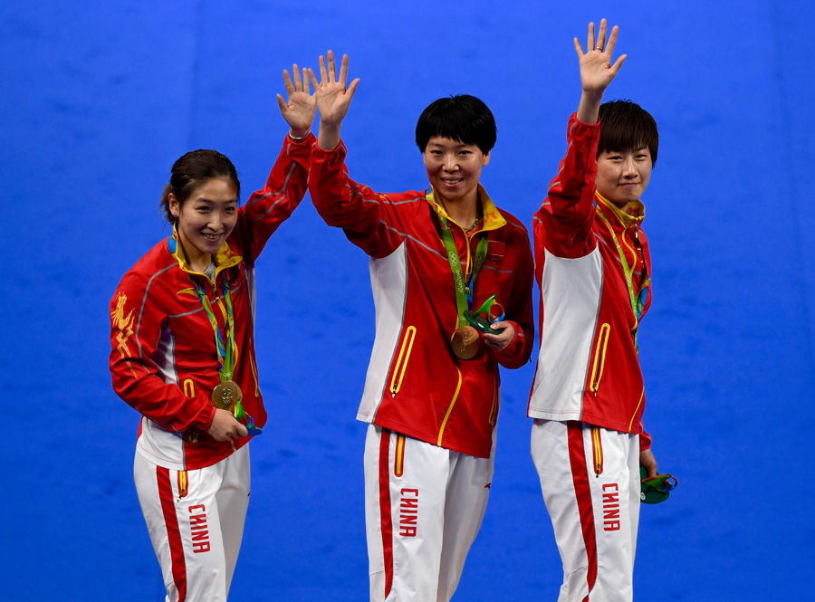 China's women's table tennis team sweeps third back-to-back gold
