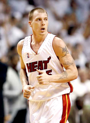 Grizzlies sign point guard Jason Williams