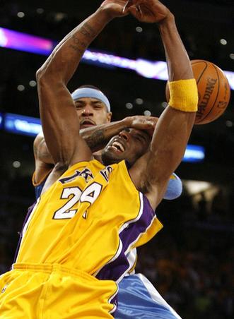 Bryant's free throws give Lakers 105-103 win