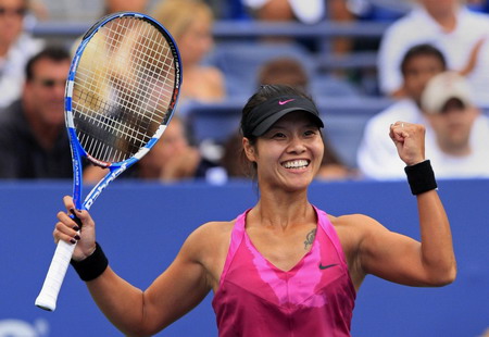 Li uses 'A' game to reach quarters, will play Clijsters