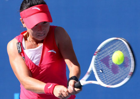 Zheng Jie knocked out of China Open