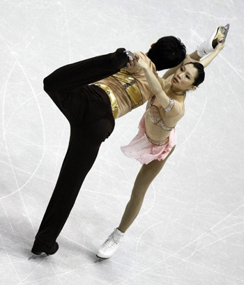 China's Shen-Zhao win Skate America pairs