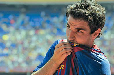 Fabregas finally 'comes home' to Barca