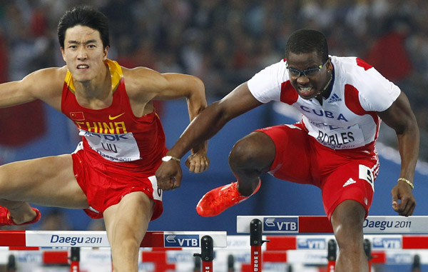 Robles stripped of 110m hurdles gold