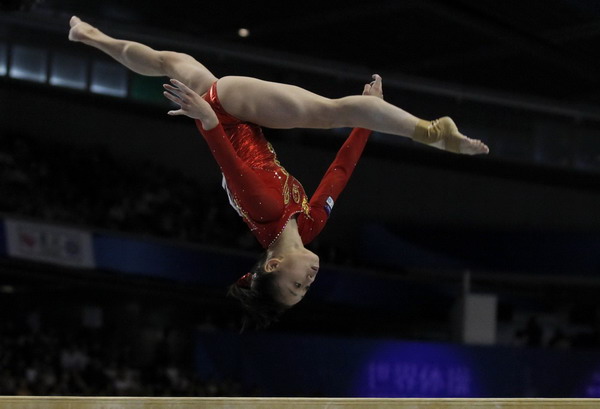 China wins 2 more golds at gymnastics worlds