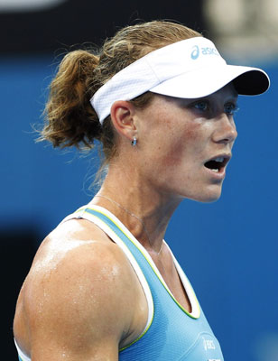 Serena suffers Brisbane injury scare, Stosur out