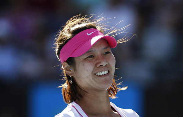 Li rallies past Kvitova to reach Sydney final