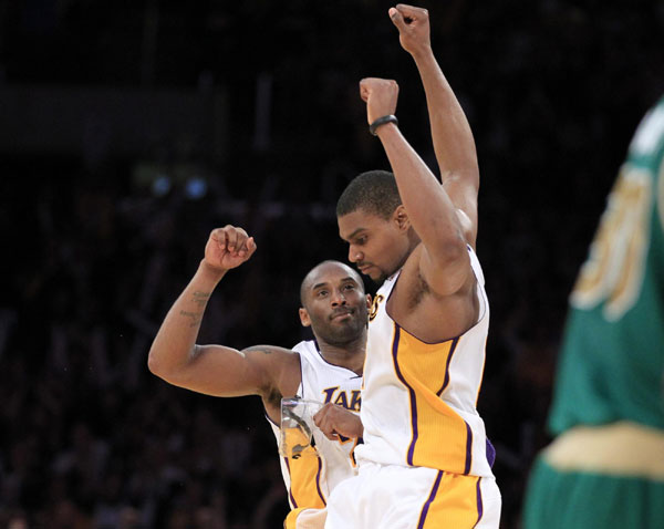 Kobe's late jumper helps Lakers beat Celtics