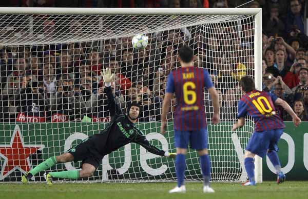 Chelsea dump out holders Barca to reach final