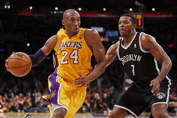D'Antoni at the helm as Lakers beats Nets