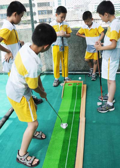 Golf champion makers in China