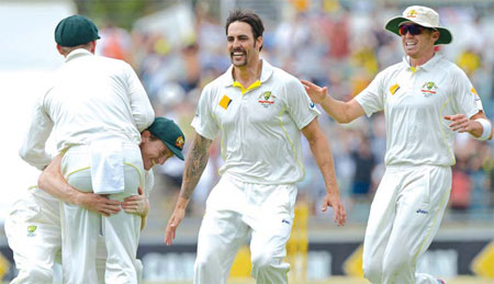 Australia wins Test and reclaims Ashes