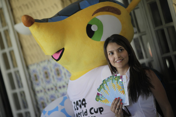 Fans begin collecting World Cup tickets