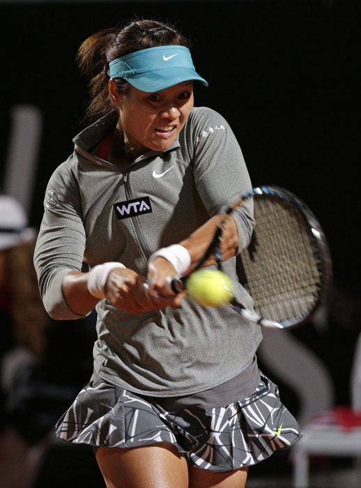 Li Na reaches 500th-win record