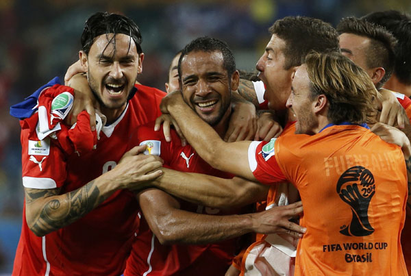 Chile beats Australia 3-1 in World Cup