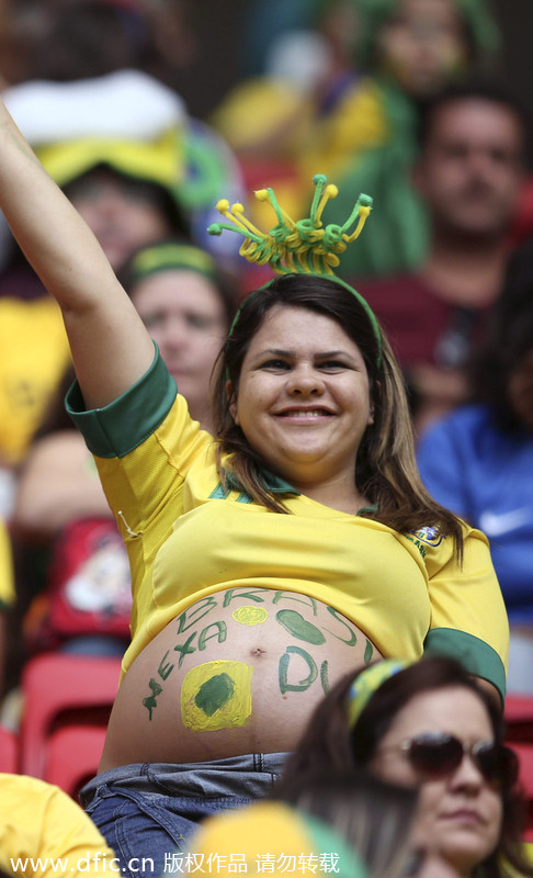 Expectant moms tackle World Cup excitement