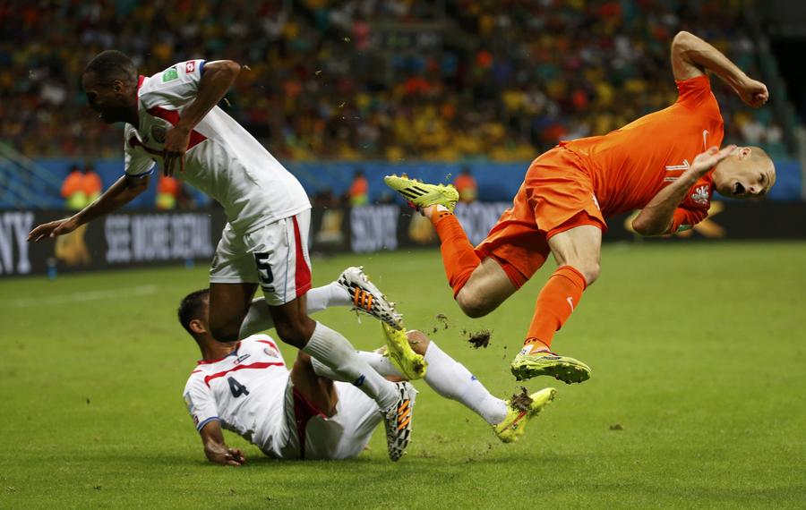 Netherlands beats Costa Rica in penalty shootout