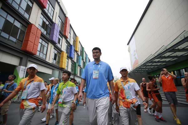 Yao Ming makes a big impression at Youth Olympic Village