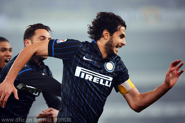 Soggy Serie A breakthrough for Mancini as Inter triumph