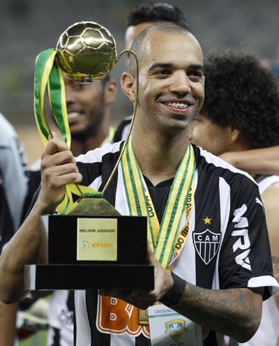 Brazil striker Tardelli reveals 'irresistible' Chinese offer