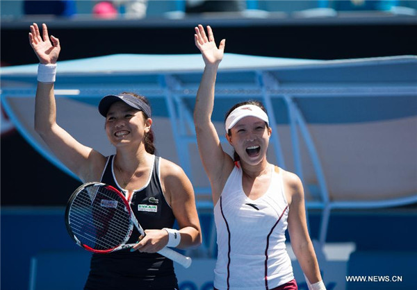 Zheng Jie, Chan Yung-Jan advance to Australian Open final