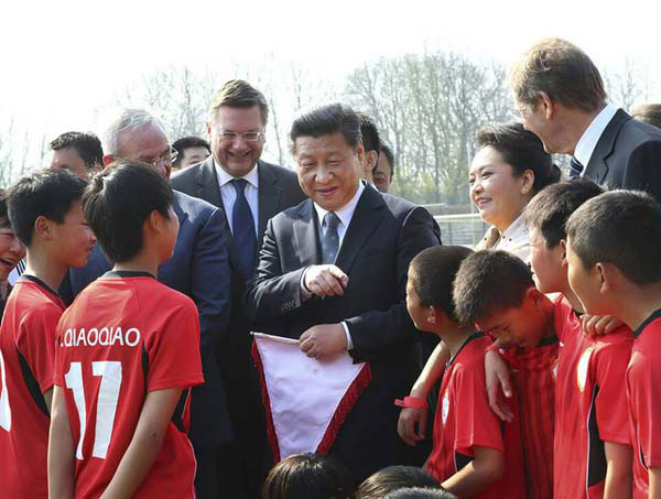 President Xi pins high hopes on Chinese soccer