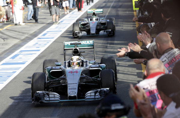 Hamilton wins season-opening Australian GP