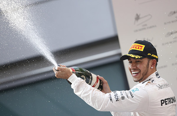 Hamilton wins Chinese Grand Prix as Rosberg fumes