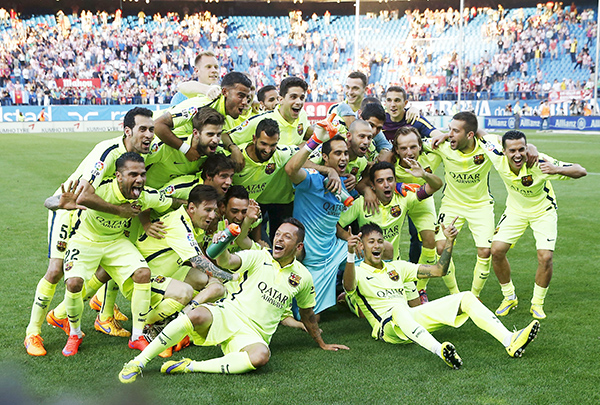 European roundup-Barcelona champions, PSG and Benfica also seal titles