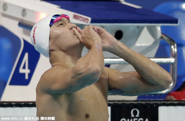 China's cover boy Sun Yang storms back to peak