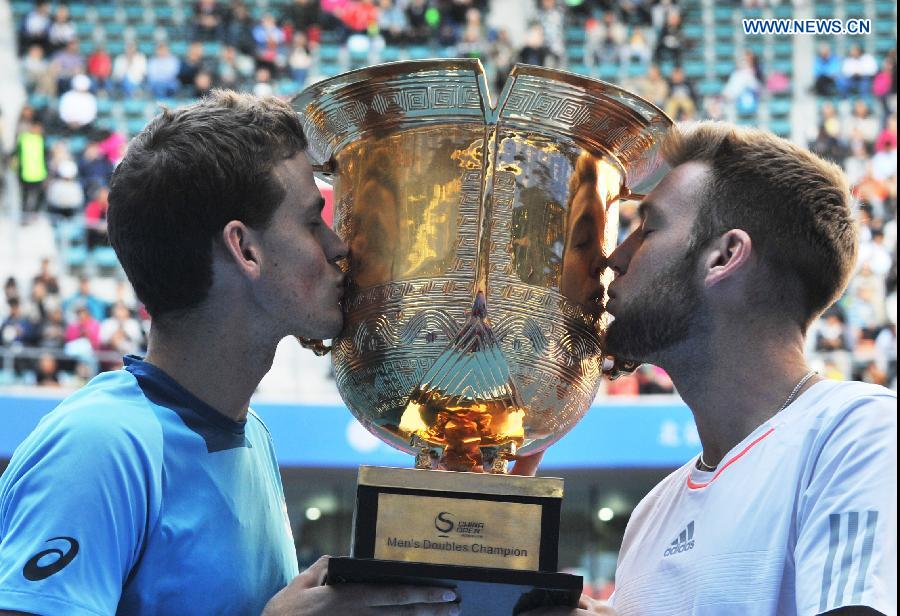 Pospisil, Sock claim title of men's doubles final at China Open