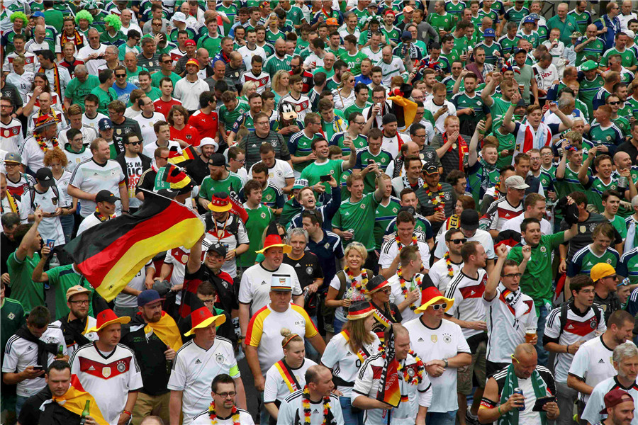 Germany beat Northern Ireland to top Group C