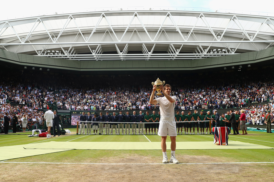 Murray wins second Wimbledon title