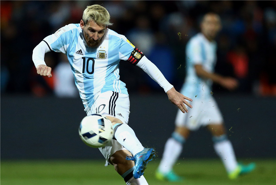 Messi helps Argentina beat Uruguay in World Cup 2018 qualifier