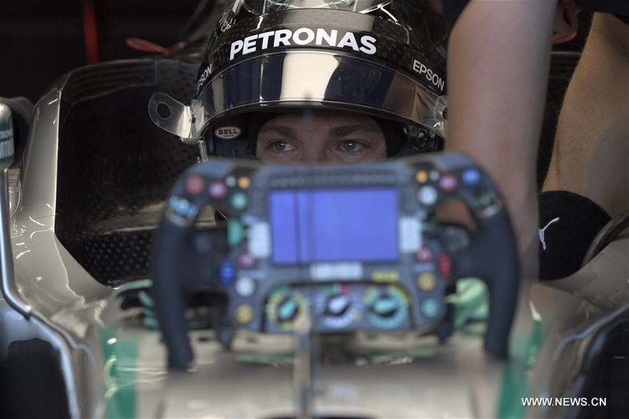 Rosberg gets pole position at F1 Singapore Grand Prix 2016