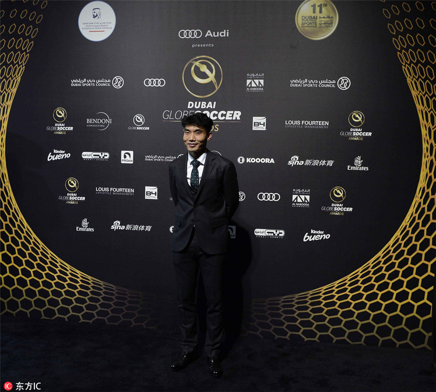 Zheng Zhi, Ronaldo scoop top global awards