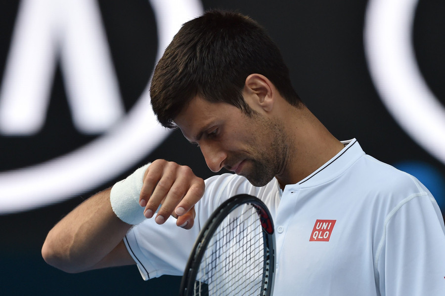 Djokovic out in 2nd-round upset loss to Istomin in Australia