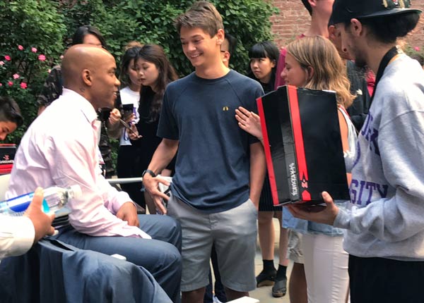 Marbury still charming Chinese fans Even in New York, CBA legend has superstar appeal