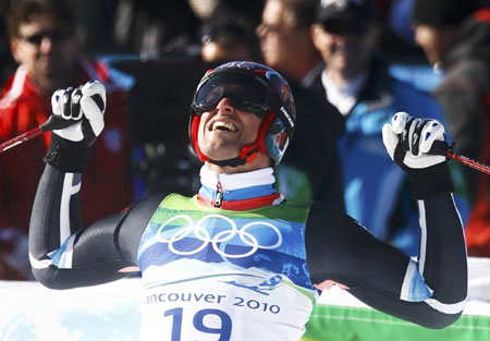 Svindal wins gold in men's super-G