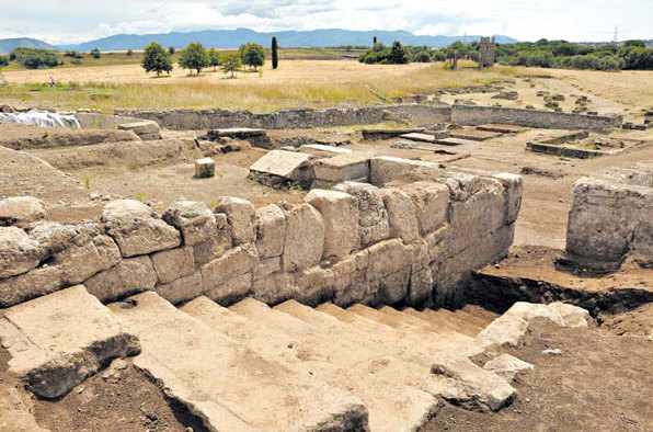 Dig pushes back birth of Roman style