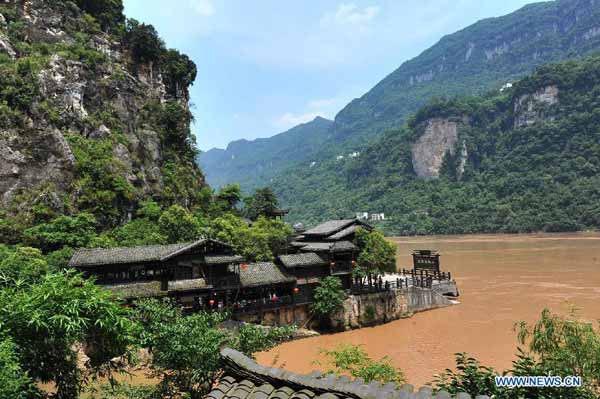 Sight-seeing resort in Xiling Gorge becomes popular tourist site[1]-  Chinadaily.com.cn