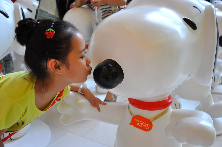 Snoopy delights fans in Shanghai