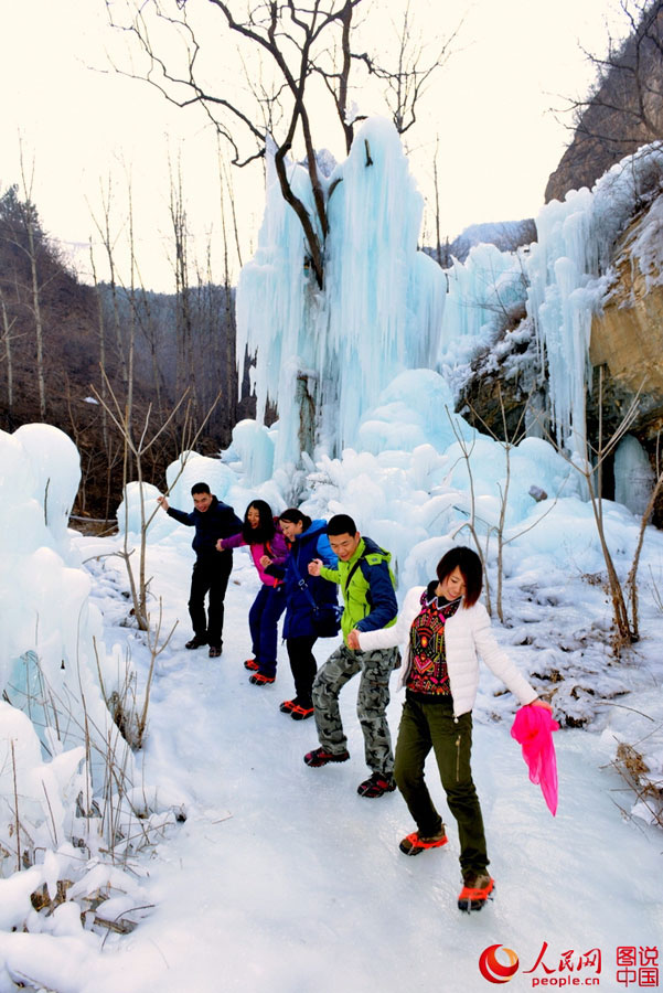 Dreamlike scenery of Huhushui waterfall