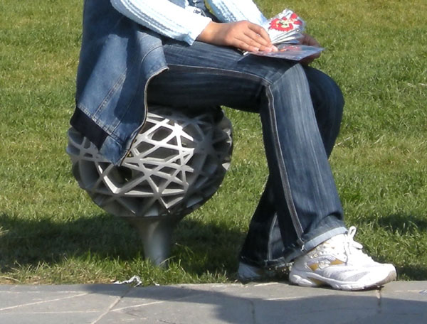Grounding bad jetsetters