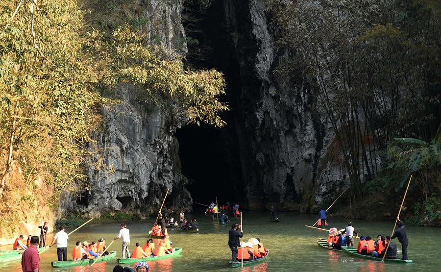 Bamei village attracts crowds with its nature