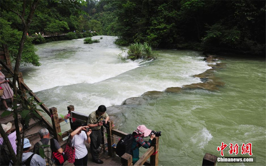 Experiencing ecotourism in Qiannan Buyi and Miao Autonomous Prefecture