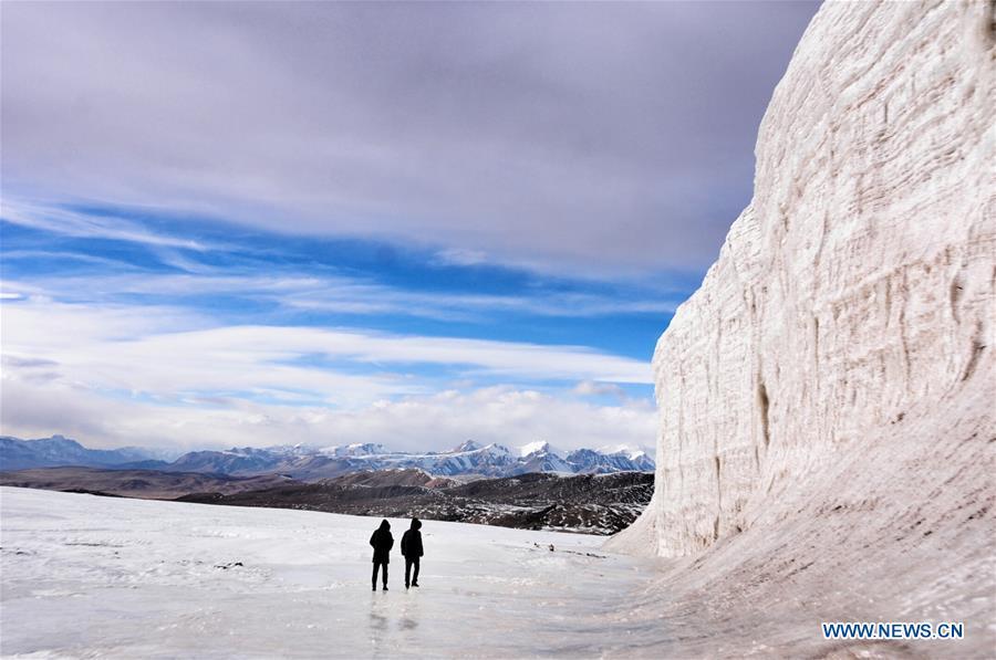 Breathtaking beauty of Bayi Glacier in Qinghai