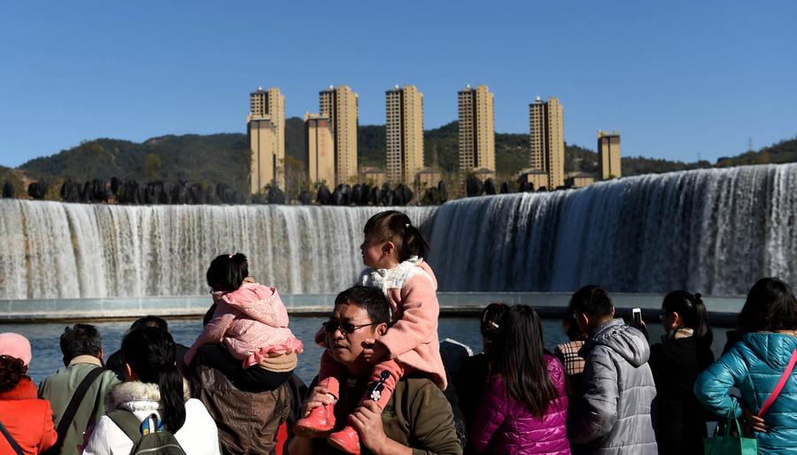 Park featuring 400m-wide manmade waterfall opens in Kunming