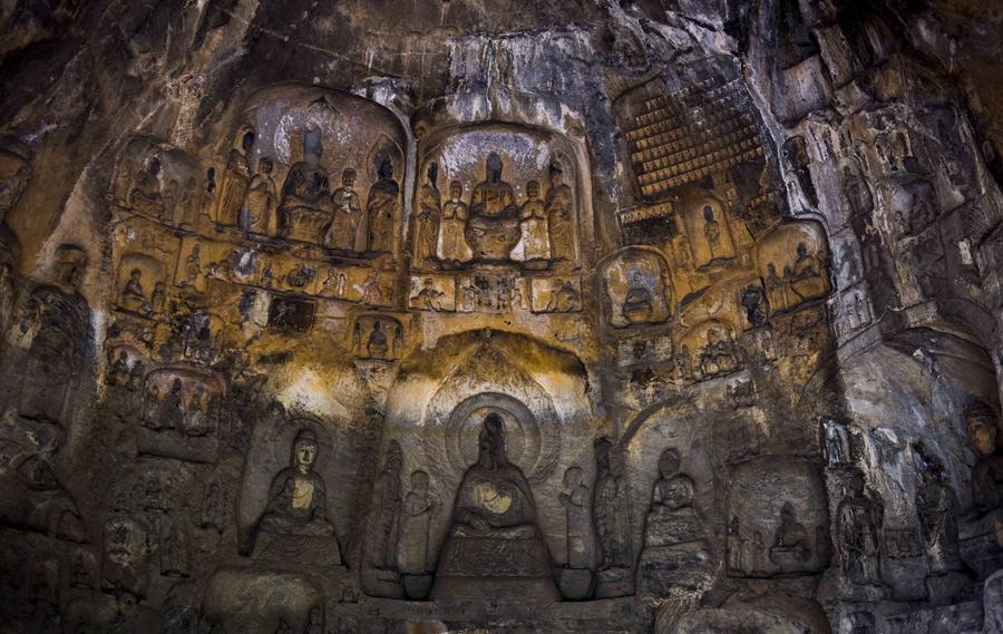 Latest snapshots of Longmen grottoes in Henan