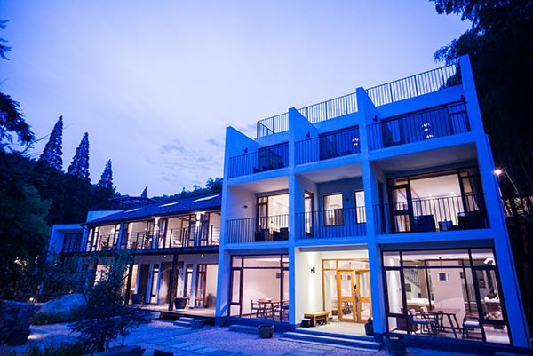 New 'home' for the holidays in Hangzhou